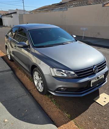 VOLKSWAGEN JETTA 2.0 TSI HIGHLINE 211CV GASOLINA 4P TIPTRONIC